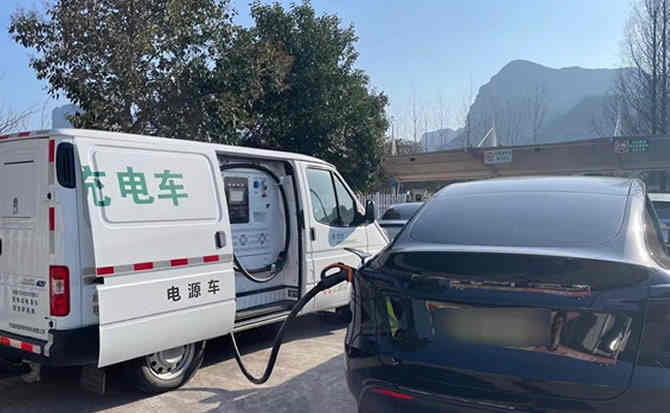 绥芬河汽车搭电
